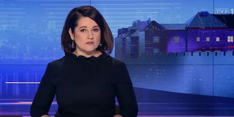 Czo owa Dziennikarka Wysz a Z Budynku TVP Wszyscy Zwr cili Uwag Na To 