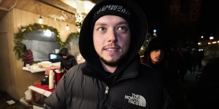 Youtuber Książulo odwiedził jarmark w Krakowie. „To jest tragedia. Nabijanie klienta” [WIDEO]