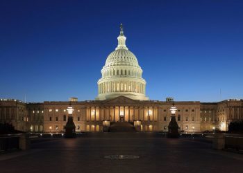 Senator z USA krytycznie o działaniach Tuska. Apeluje do Bidena