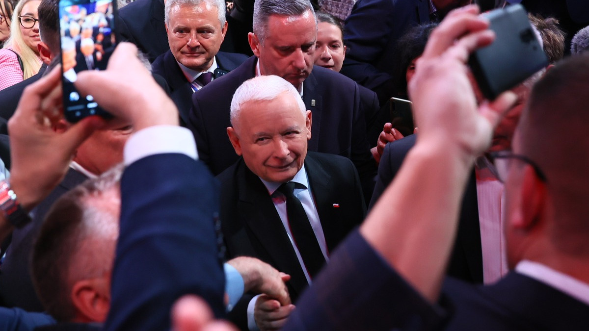 Kaczyński kpił z Tuska i Nowackiej. Widownia wybuchła śmiechem