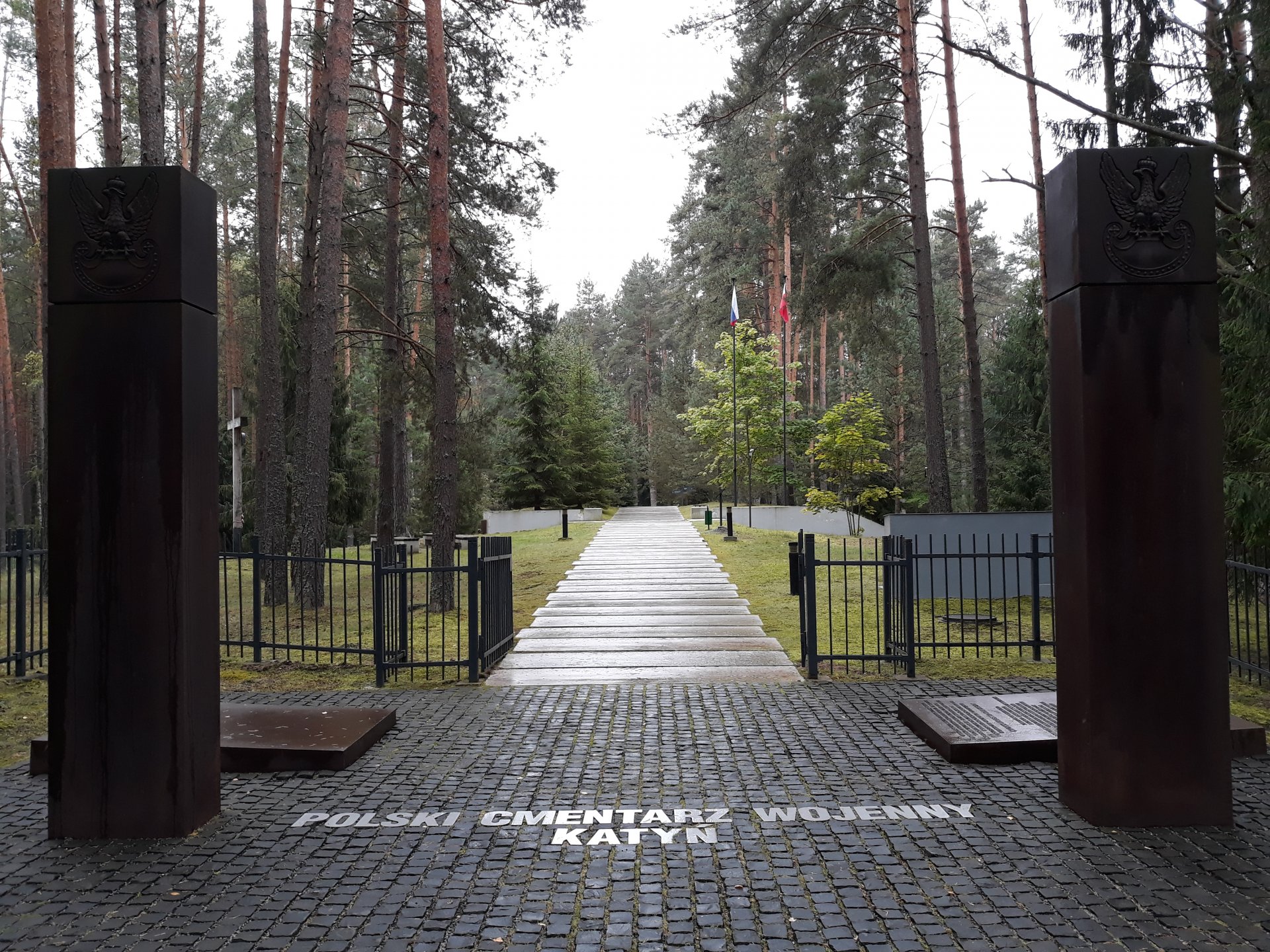 Polski Cmentarz Wojenny w Katyniu
