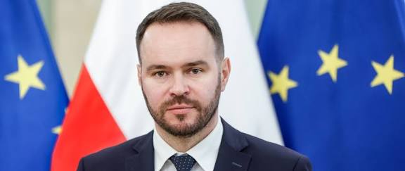 Wojewoda z PO uniewinniony przez sąd w Lublinie. Poszło o krzyż