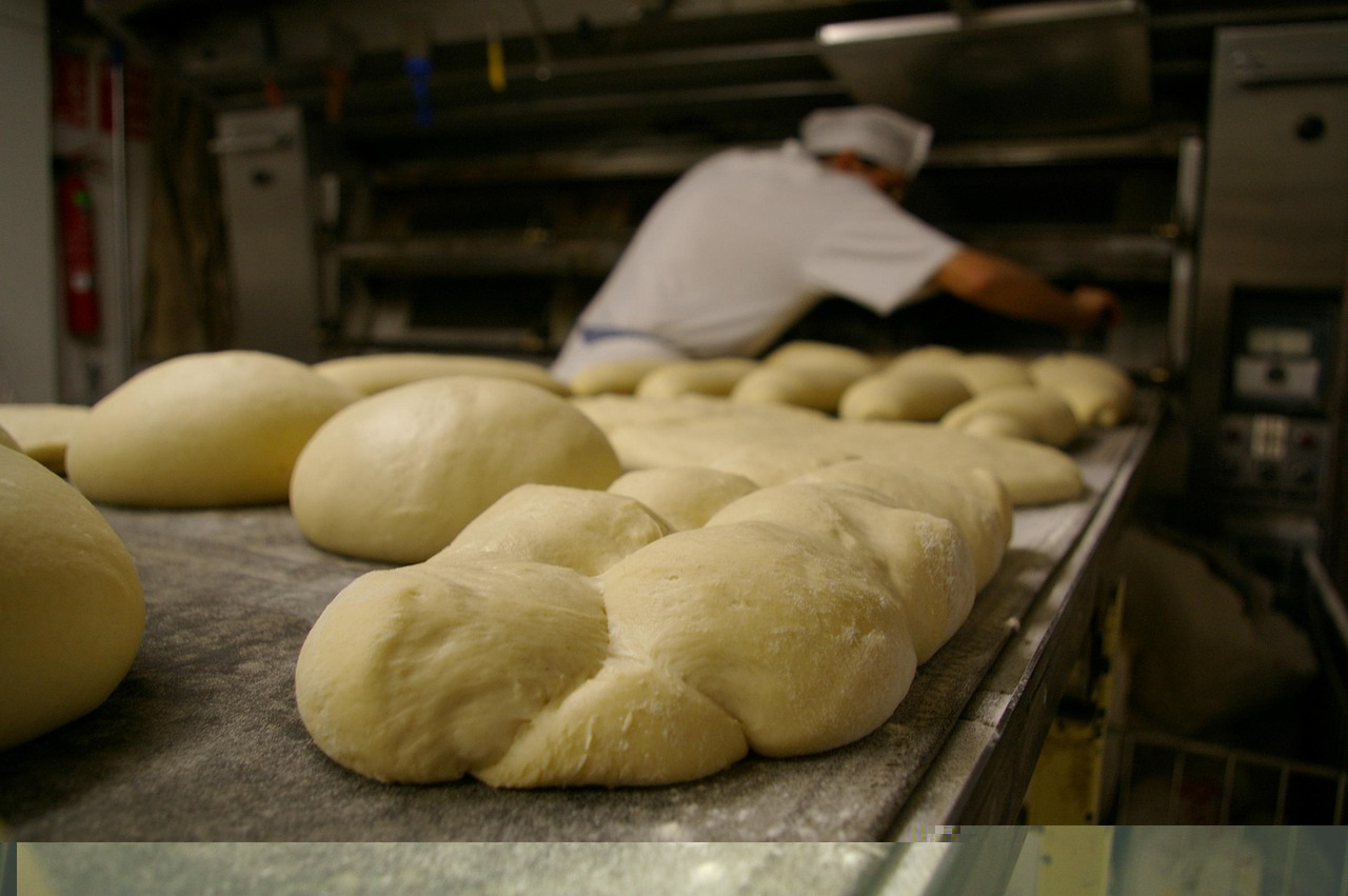 Ile zarabia mała piekarnia?