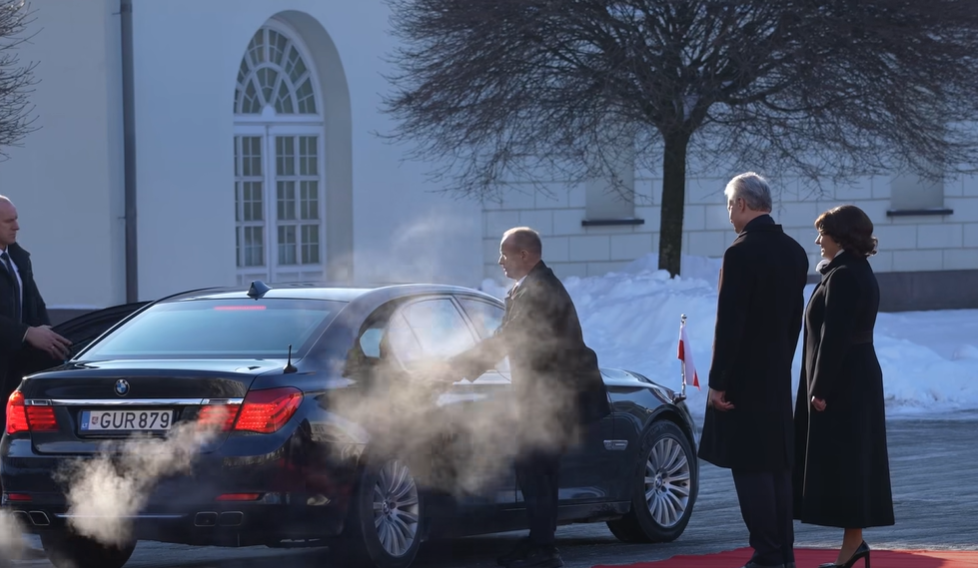 Tak Karola Nawrockiego przywitał prezydent Litwy. Do sieci trafiło nagranie [WIDEO]