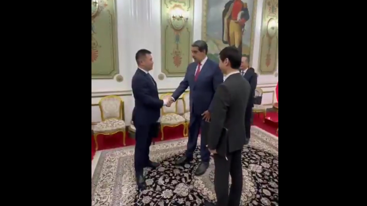 Ostatnie nagranie Maduro przed pojmaniem. Spotkał się z wysłannikiem Chin