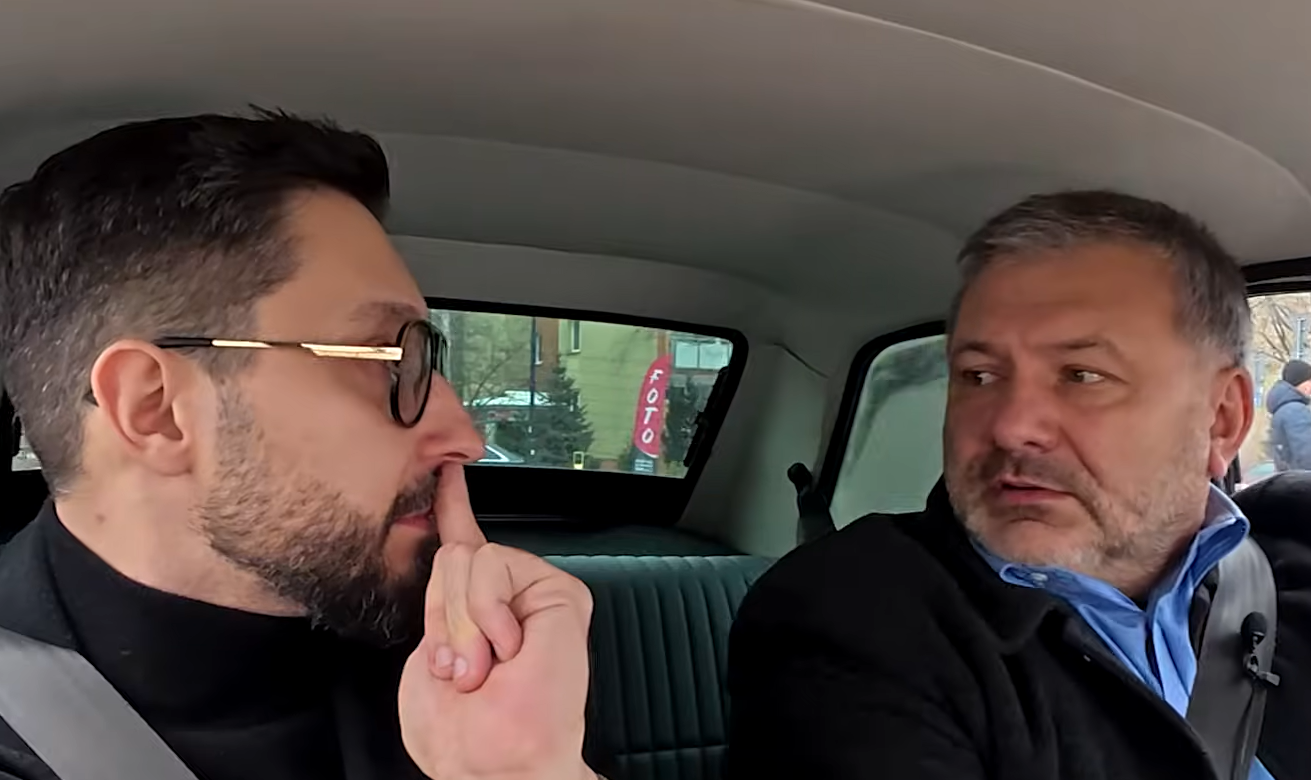 Minister Żurek w programie na YouTube. „Przejechał pan prawie po tej pani!” [WIDEO]