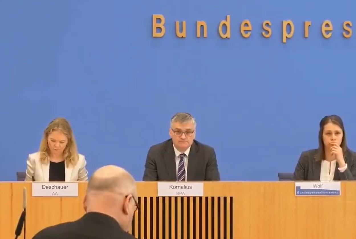 Rzecznik rządu Niemiec broni kanclerza. Ten mówił, że wojna na Ukrainie trwa dłużej niż II WŚ [WIDEO]