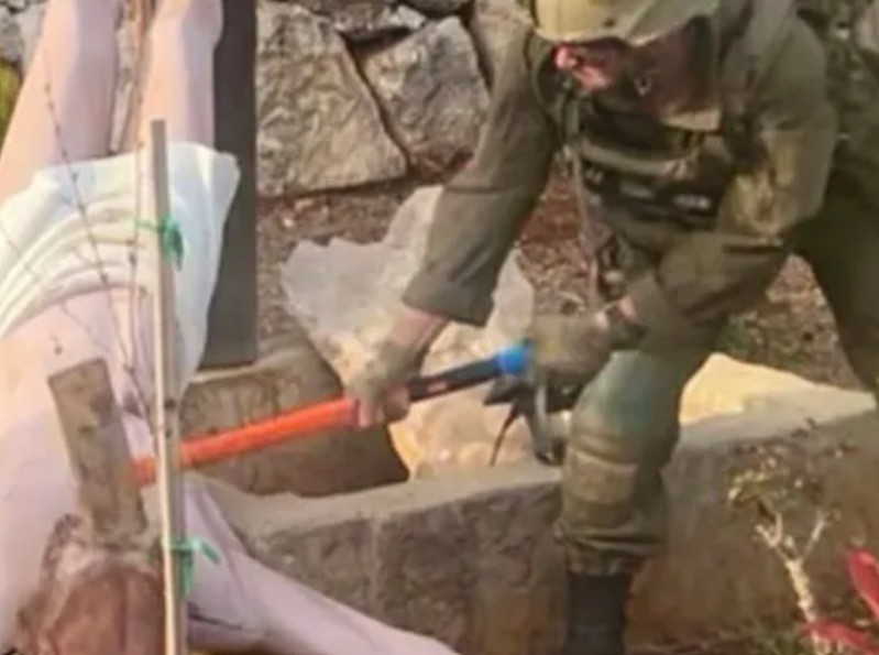 Izraelski żołnierz rozbił młotem figurę Chrystusa. Jest reakcja władz państwowych!