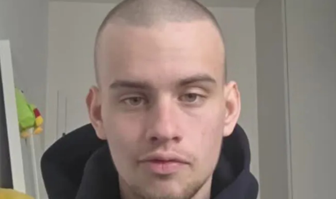 Oświadczenie Łatwoganga. Rezygnuje z wielkich pieniędzy