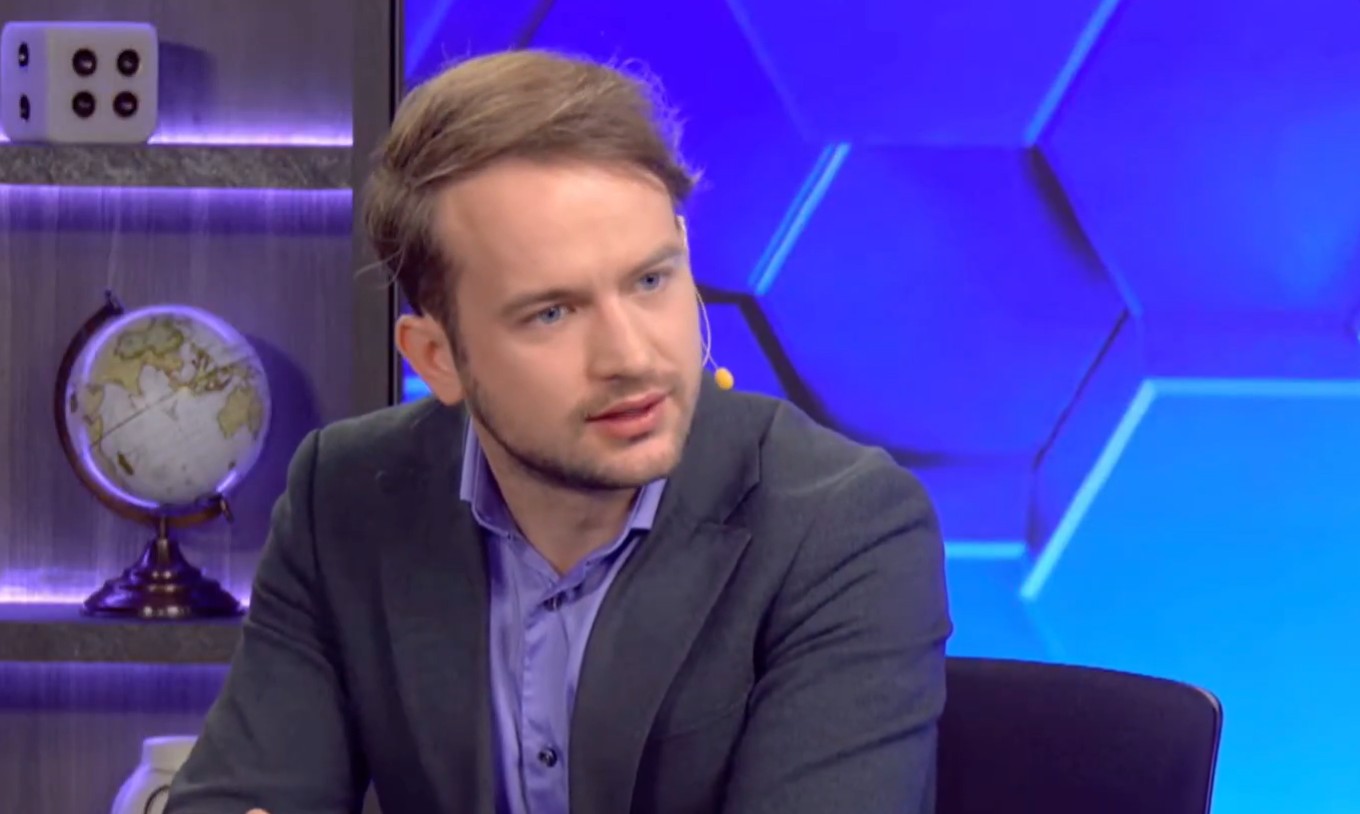 Rzecznik Lewicy nie chciał ujawnić, ile zarabia. „Jawność płac to postulat lewicowy” [WIDEO]