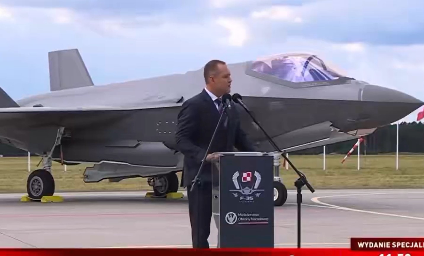 Niespodziewane słowa Nawrockiego podczas uroczystości z F-35. Ale szpila w Kosiniaka-Kamysza [WIDEO]