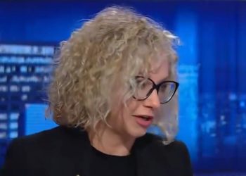 Nie będzie równego wieku emerytalnego. Minister z Lewicy mówi, że za mało sprzątają w domu [WIDEO]