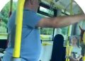 Polak naubliżał młodym Ukrainkom w autobusie. Teraz może stracić pracę [WIDEO]