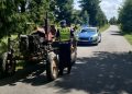 Alkomat nie miał już skali. Traktorzysta uciekał przed radiowozem