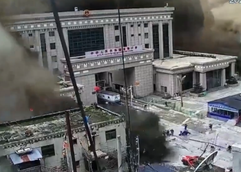 Szokujące nagranie z Nepalu. Przejście graniczne dosłownie zmiecione [WIDEO]