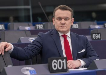 Ambasada Iranu ostro odpowiada Tarczyńskiemu. „Lepiej, aby się pan opamiętał”
