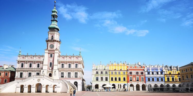 Syreny zawyły w Zamościu nad ranem. Władze mówią o „pomyłce”