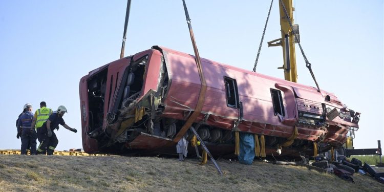 Oto przyczyna wypadku polskiego autokaru. Jest już informacja od Węgrów