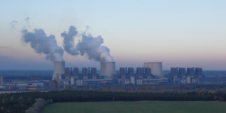Niemcy. Ładunki wybuchowe przy elektrowni