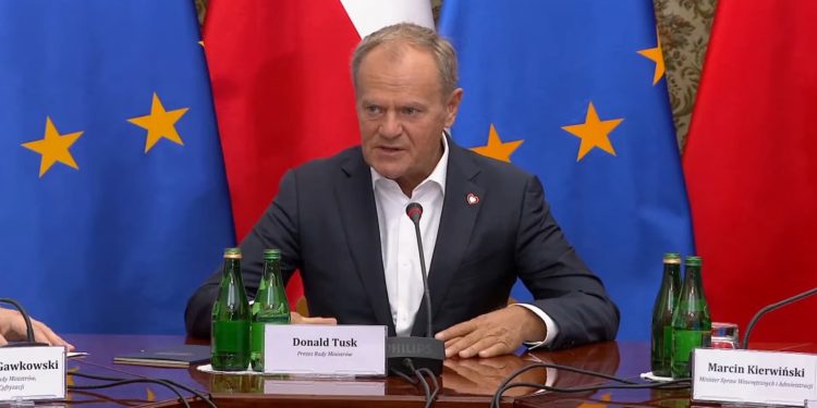 Donald Tusk zabroni Minecrafta? Poranna narada z premierem