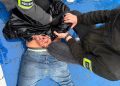 Obcokrajowiec rzucił się z tasakiem w centrum Warszawy. Policja podaje szczegóły