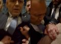 Szokujące sceny pod TK. Szarpali Nawrockiego [WIDEO]
