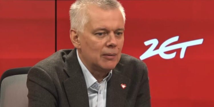 Raport CIA w formie dokumentu? Siemoniak twierdzi, że on i Tusk nigdy tak nie mówili [WIDEO]